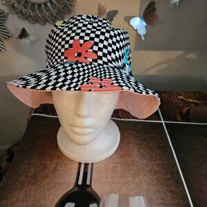 Women's Multi Floral Checkered Bucket Hat Sz S